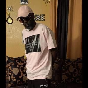 Meet your Posher, Elvie